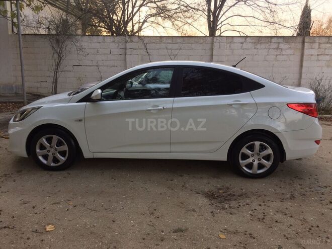 Hyundai Accent 2013, 158,167 km - 1.4 l - Hacıqabul