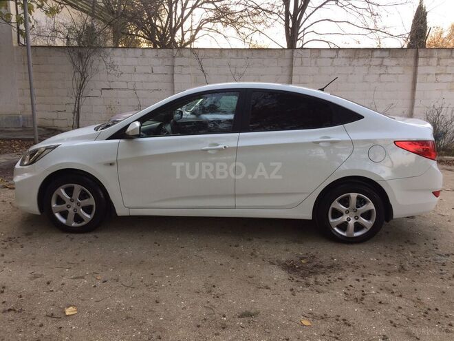 Hyundai Accent 2013, 158,167 km - 1.4 l - Hacıqabul