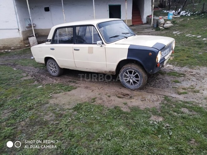 LADA (VAZ) 21011 1978, 650,000 km - 1.5 l - Quba
