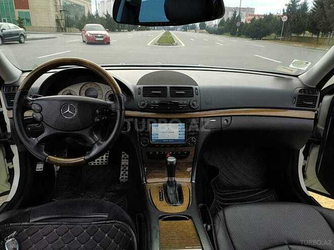 Mercedes E 350 2006, 237,000 km - 3.5 l - Bakı