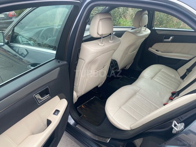 Mercedes E 220 2014, 176,000 km - 2.2 л - Bakı
