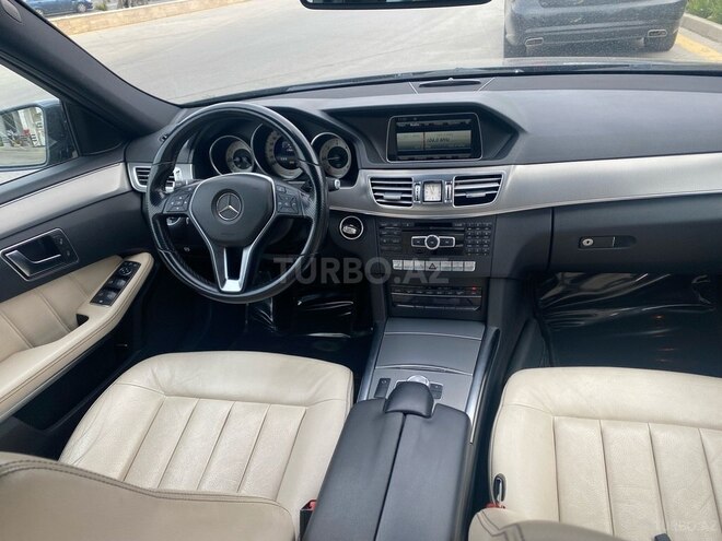 Mercedes E 220 2014, 176,000 km - 2.2 л - Bakı