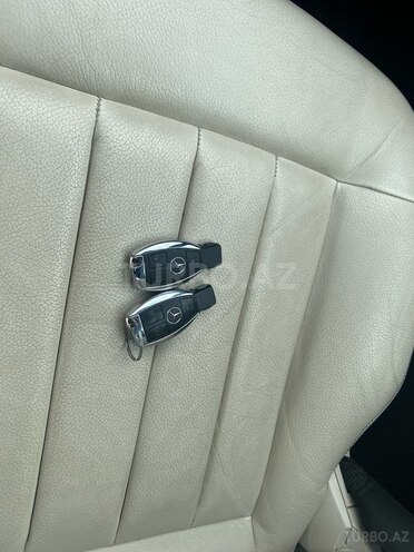 Mercedes E 220 2014, 176,000 km - 2.2 л - Bakı