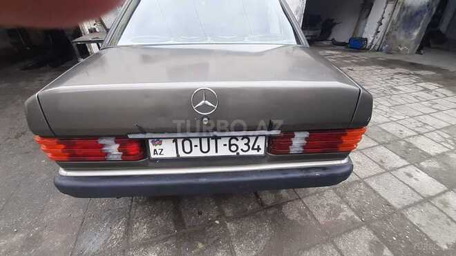 Mercedes 190 1992, 270,000 km - 1.8 l - Bakı