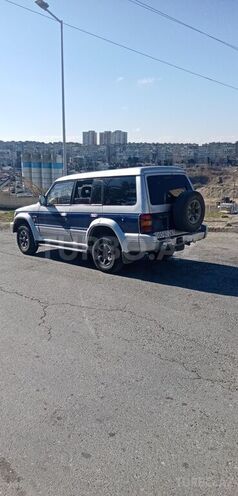 Mitsubishi Pajero 1994, 300,000 km - 2.8 l - Bakı