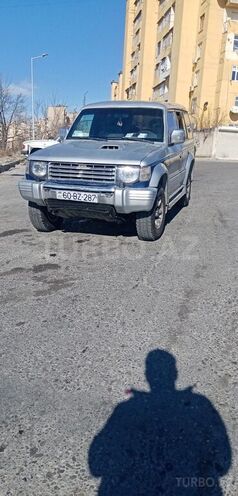 Mitsubishi Pajero 1994, 300,000 km - 2.8 l - Bakı