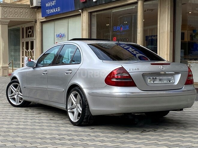 Mercedes E 240 2003, 230,000 km - 2.6 l - Bakı