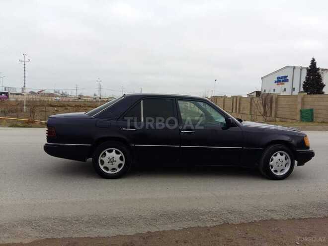 Mercedes E 200 1992, 254,136 km - 2.0 l - Sumqayıt
