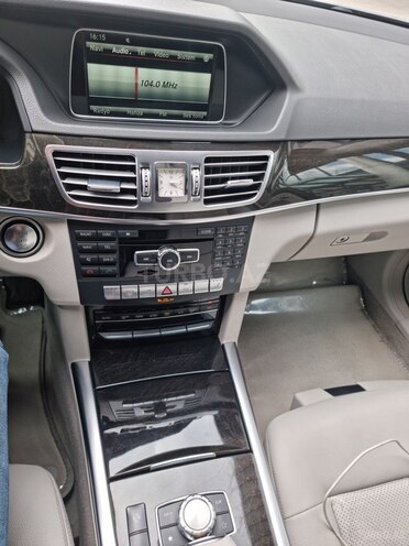 Mercedes E 350 2014, 218,000 km - 3.5 l - Bakı