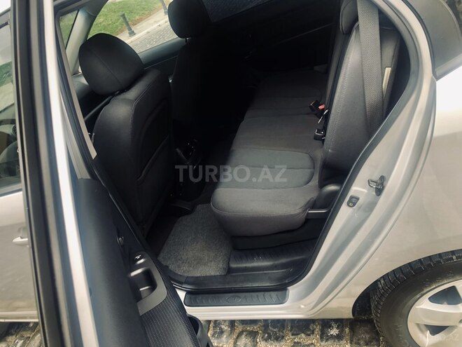 Kia Carens 2006, 203,000 km - 2.0 l - Bakı