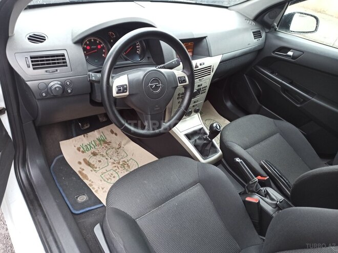 Opel Astra 2007, 180,000 km - 1.6 l - Bakı