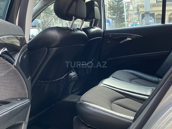 Mercedes E 240 2003, 230,000 km - 2.6 l - Bakı