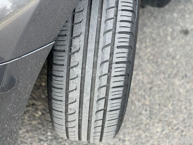 Toyota Auris 2008, 170,000 km - 1.4 l - Bakı