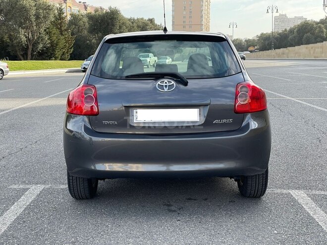 Toyota Auris 2008, 170,000 km - 1.4 l - Bakı