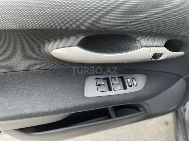 Toyota Auris 2008, 170,000 km - 1.4 l - Bakı