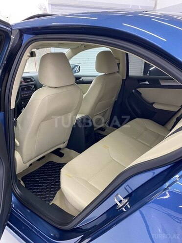 Volkswagen Jetta 2016, 80,000 km - 1.4 l - Bakı