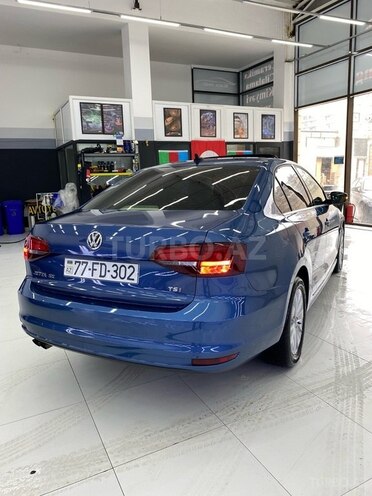 Volkswagen Jetta 2016, 80,000 km - 1.4 l - Bakı