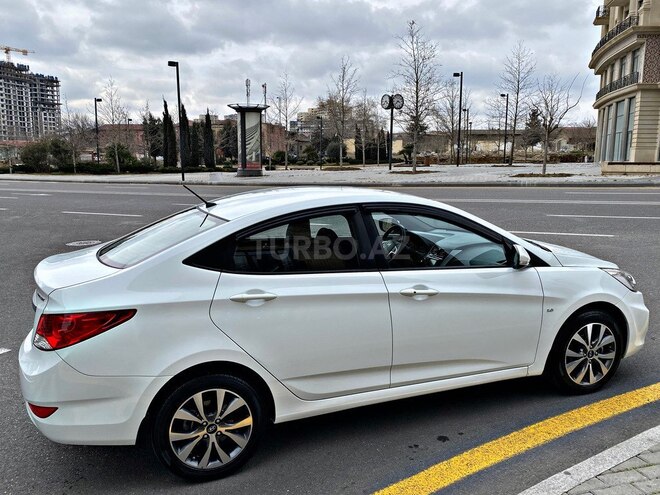 Hyundai Accent 2014, 60,000 km - 1.6 l - Bakı