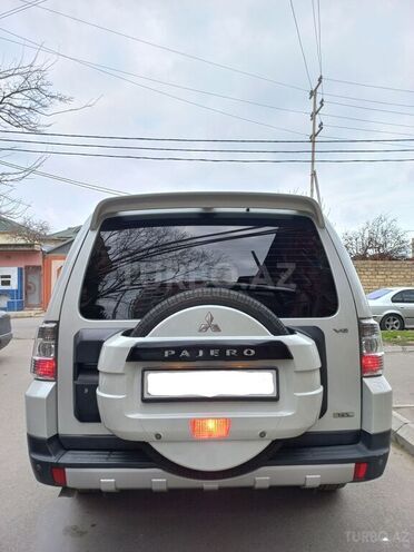 Mitsubishi Pajero 2008, 155,000 km - 3.0 l - Bakı