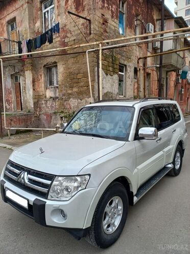 Mitsubishi Pajero 2008, 155,000 km - 3.0 l - Bakı