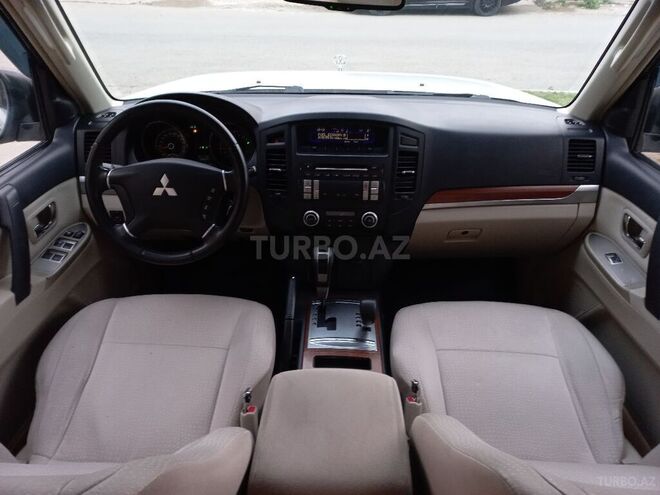 Mitsubishi Pajero 2008, 155,000 km - 3.0 l - Bakı
