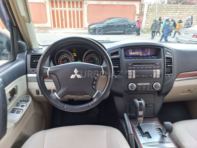Mitsubishi Pajero 2008, 155,000 km - 3.0 l - Bakı