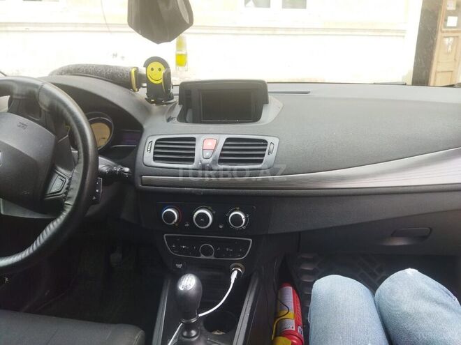 Renault Megane 2009, 300,000 km - 1.5 l - Bakı