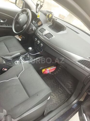 Renault Megane 2009, 300,000 km - 1.5 l - Bakı