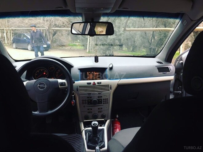 Opel Astra 2008, 237,000 km - 1.3 л - Bakı