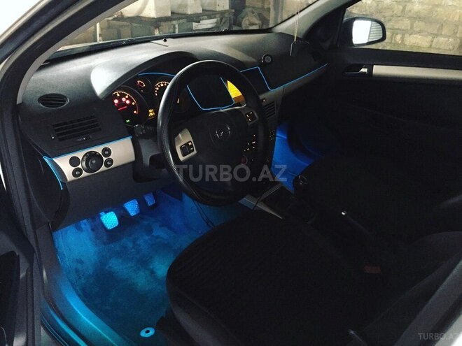 Opel Astra 2008, 237,000 km - 1.3 л - Bakı