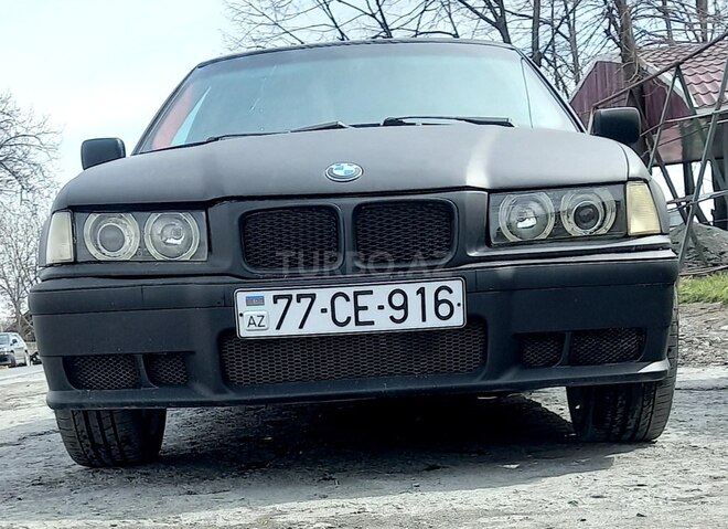 BMW 318 1992, 361,107 km - 1.8 l - Zaqatala