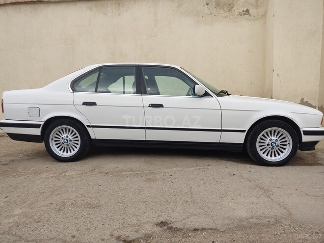 BMW 520 1989, 514,000 km - 2.0 l - Bakı