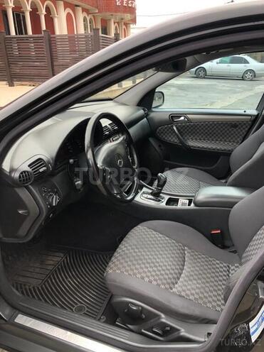 Mercedes C 200 2000, 318,000 km - 2.0 l - Bakı