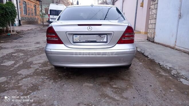 Mercedes C 220 2000, 357,234 km - 2.2 л - Gəncə