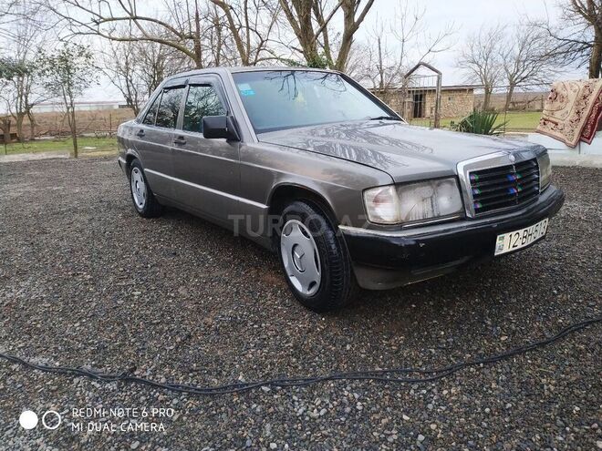 Mercedes 190 1990, 434,651 km - 2.3 l - Biləsuvar