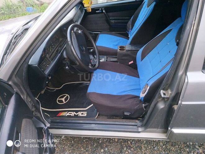 Mercedes 190 1990, 434,651 km - 2.3 l - Biləsuvar
