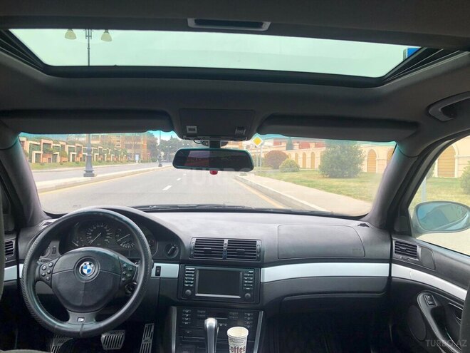 BMW 525 2002, 243,000 km - 2.5 l - Bakı