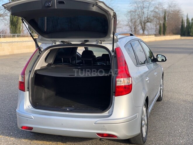 Hyundai i30 2011, 178,000 km - 1.6 л - Bərdə