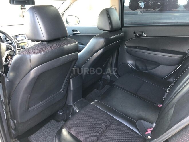 Hyundai i30 2011, 178,000 km - 1.6 л - Bərdə