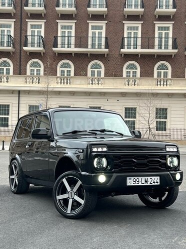 LADA (VAZ) Niva 2015, 23,800 km - 1.7 л - Bakı