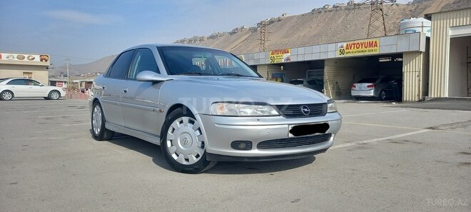 Opel Vectra 1999, 330,000 km - 2.0 l - Bakı