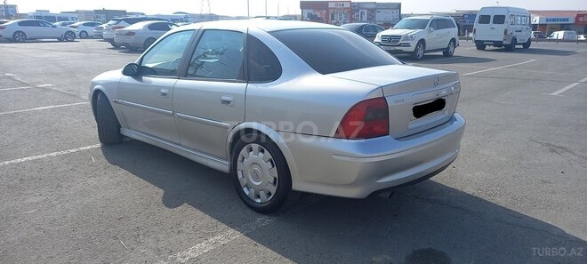 Opel Vectra 1999, 330,000 km - 2.0 l - Bakı