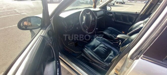 Opel Vectra 1999, 330,000 km - 2.0 l - Bakı