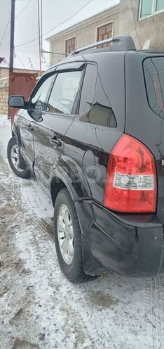 Hyundai Tucson 2009, 137,200 km - 2.0 l - Quba