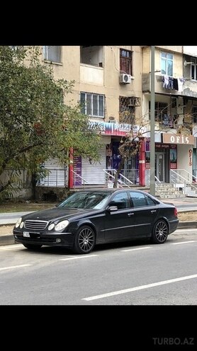 Mercedes E 260 2003, 280,000 km - 2.6 l - Bakı