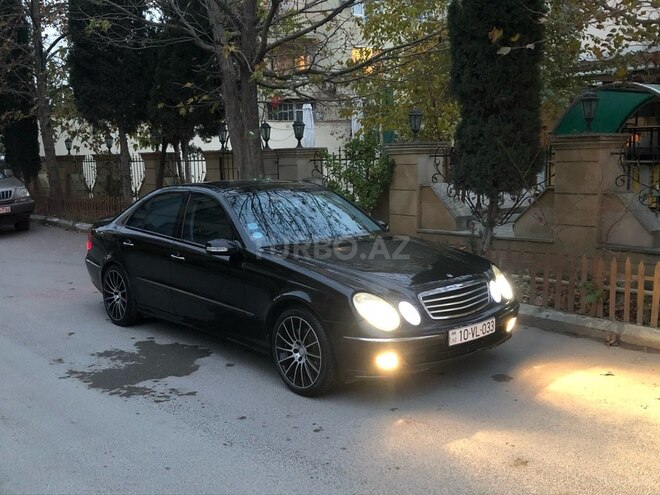Mercedes E 260 2003, 280,000 km - 2.6 l - Bakı