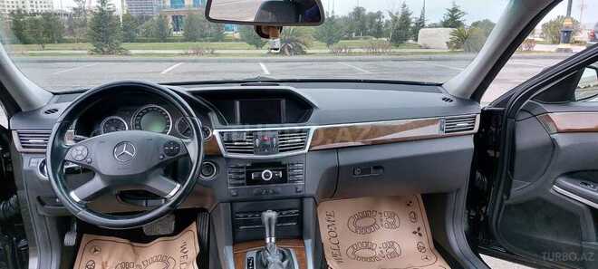 Mercedes E 220 2010, 290,000 km - 2.2 l - Sumqayıt