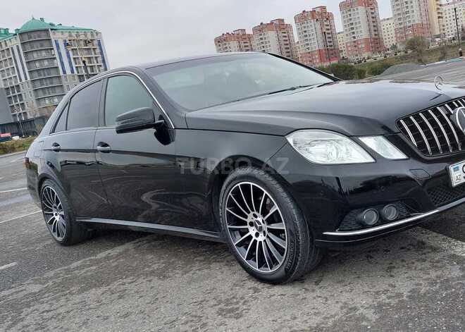 Mercedes E 220 2010, 290,000 km - 2.2 l - Sumqayıt