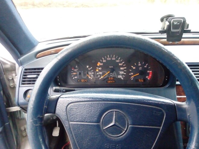 Mercedes C 250 1997, 500,000 km - 2.5 l - Bakı