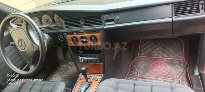 Mercedes 190 1992, 257,034 km - 2.0 л - Bakı